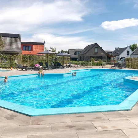 Chalet 503a Op Recreatiepark De Wielen