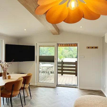 Chalet 503a Op Recreatiepark De Wielen Sint Maarten